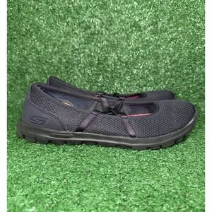 Skechers Go Walk 5 Womens Size 8 Black Air Cooled Strappy Goga Mat Comfort Shoes